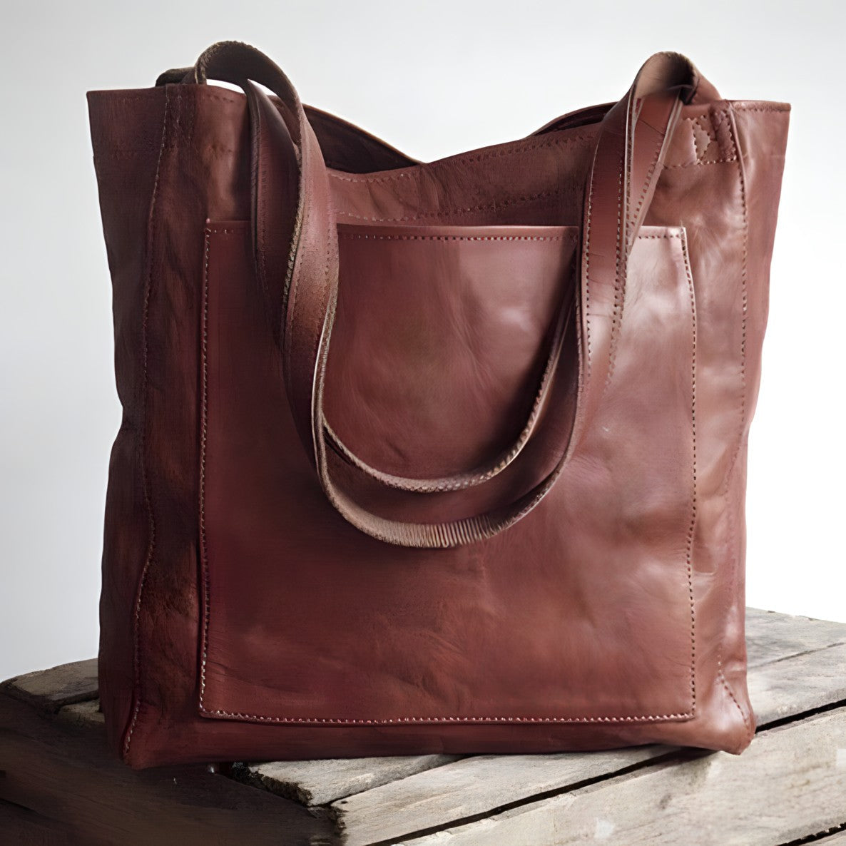 Elara™ | Retro Chic Handbag