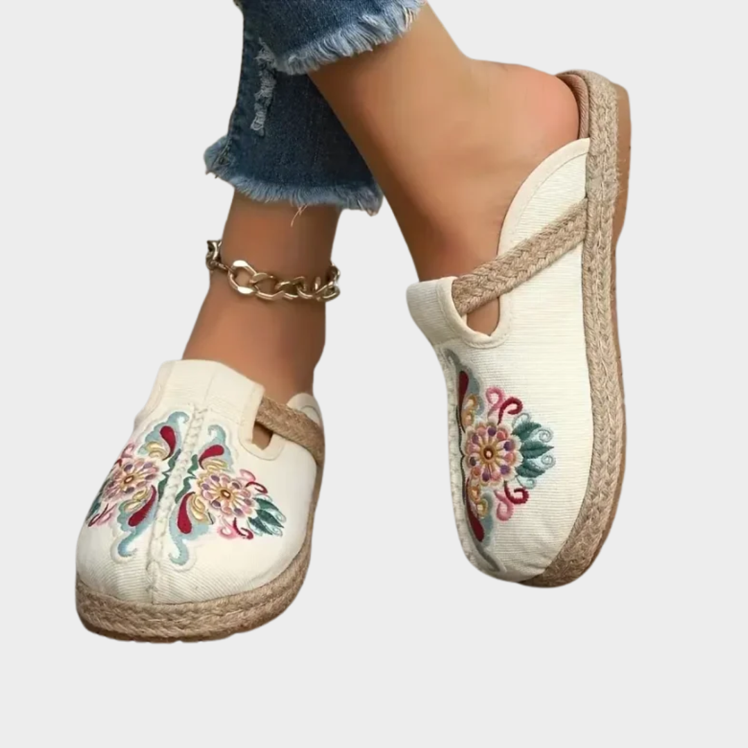 Elara™ | Floral Design Sandals