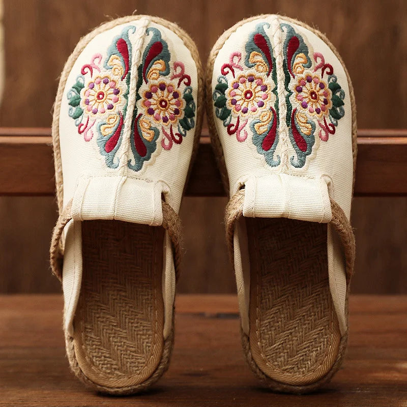 Elara™ | Floral Design Sandals