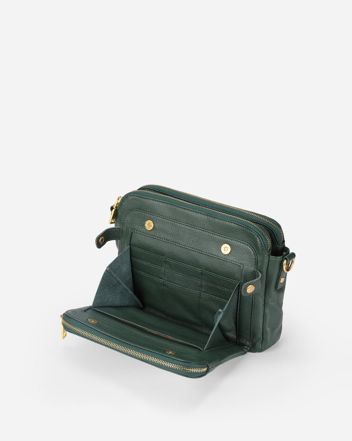 Elara™ | Chic Three-Layer Bag