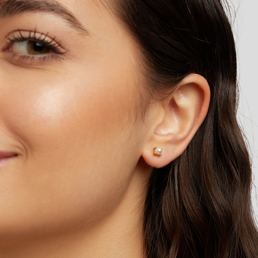 Elara™ | Pearl Stud Earrings
