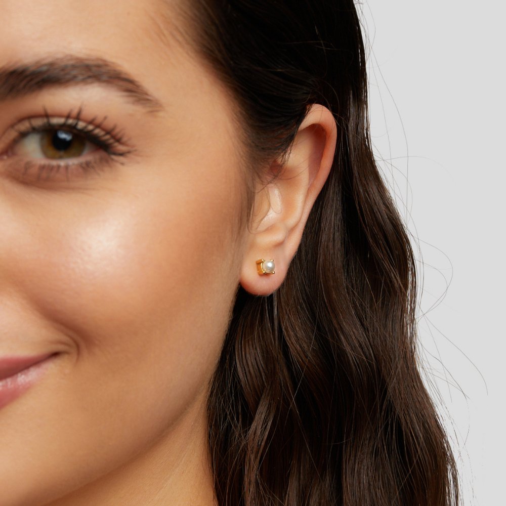 Elara™ | Pearl Stud Earrings